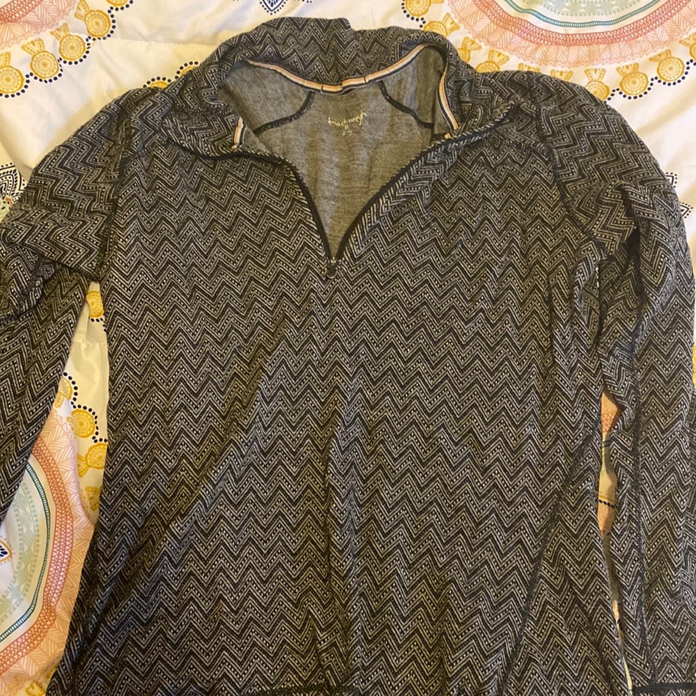 Smart wool zip up